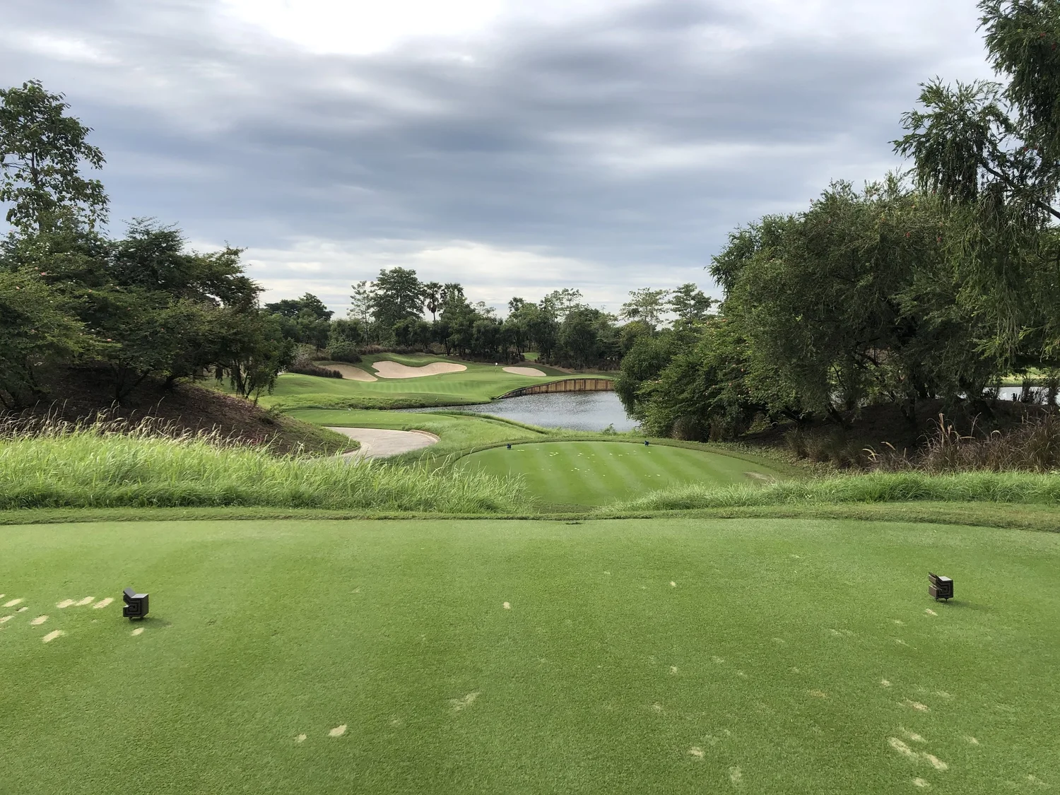 The 14th hole from tee to green at Nikanti Golf Club