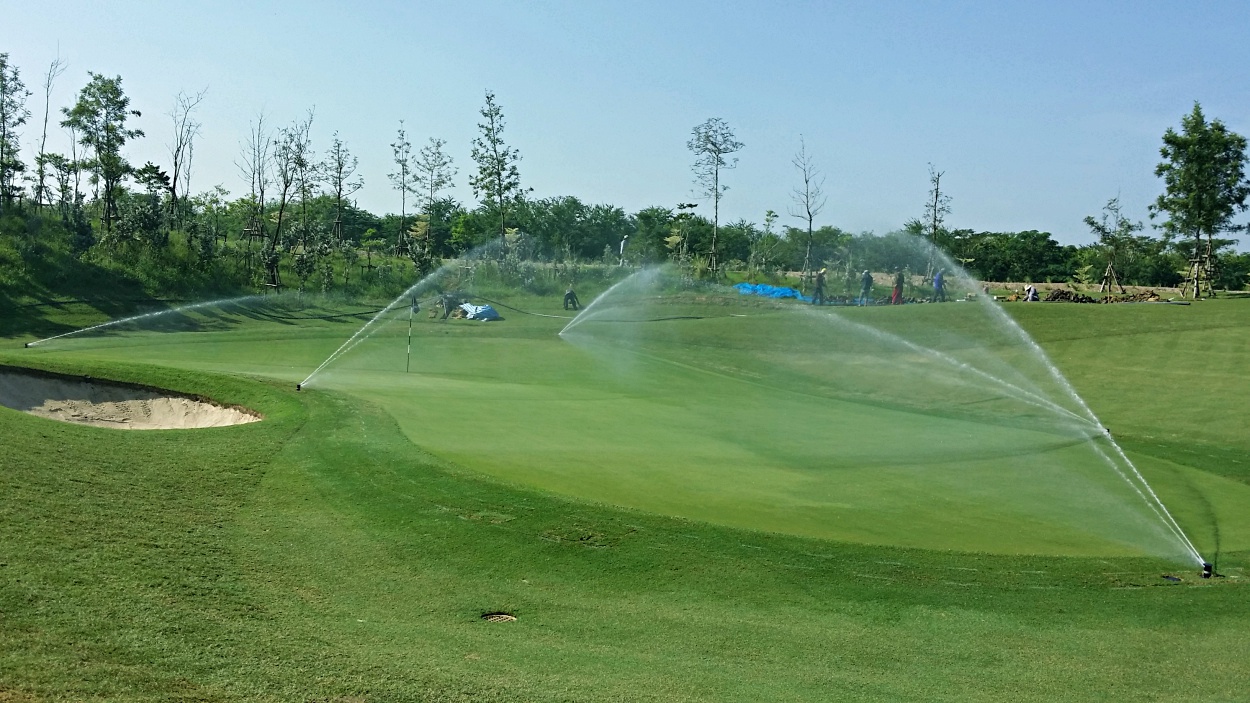 New sprinkler design in action on the 9th green at Nikanti Golf Club