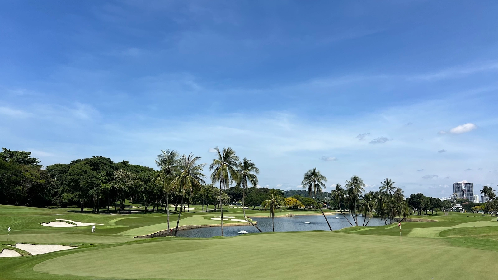 The 9th hole at Sentosa GC looking from green to tee.